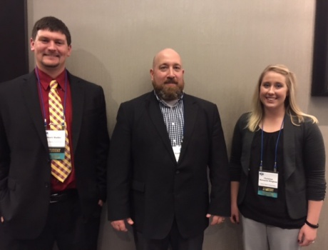 Iowa State Veterinary Medicine Students Receive Scholarships at AASV 2016 Annual Meeting