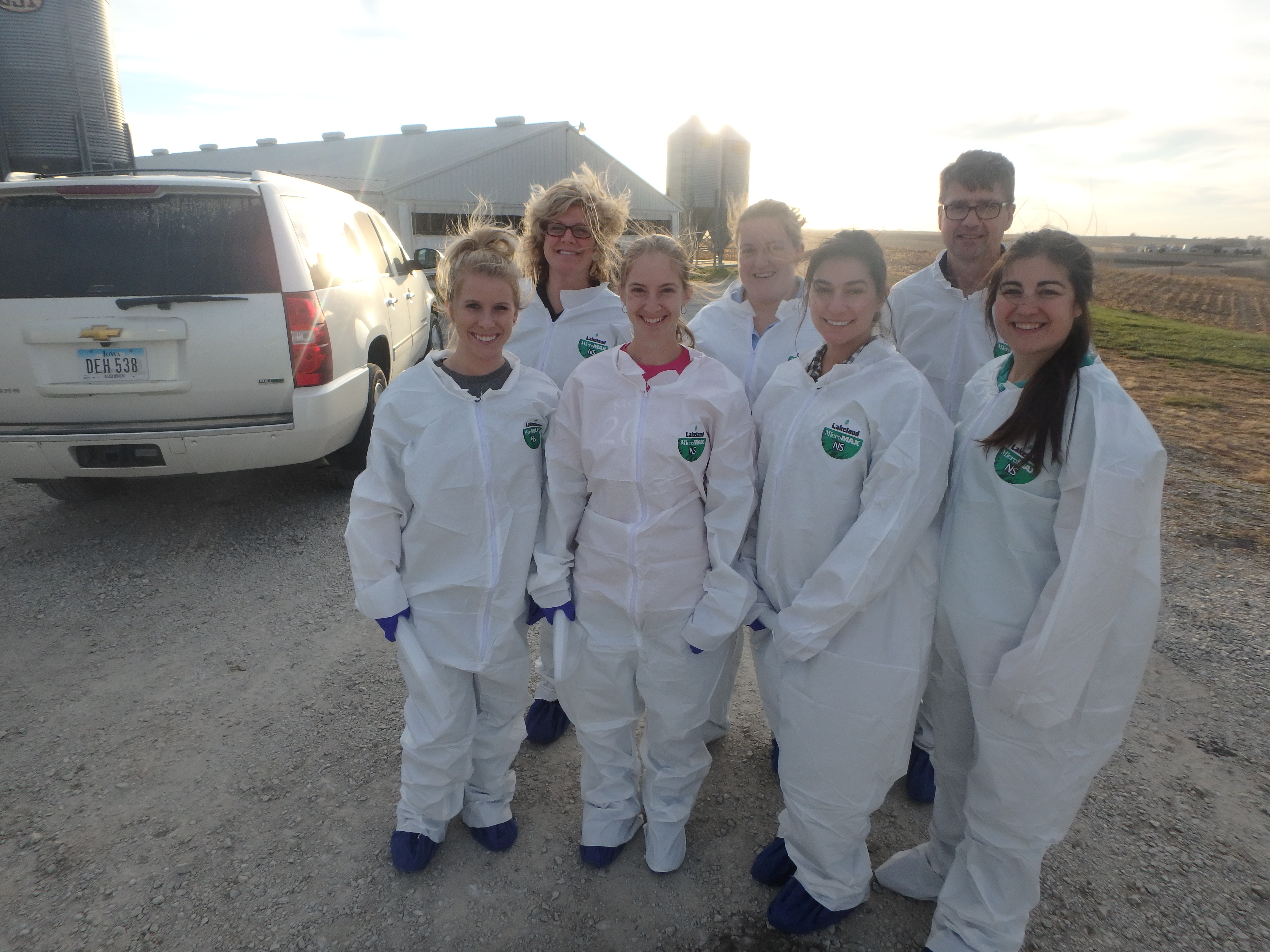 PIGPROS attendees visit farms in west central Iowa